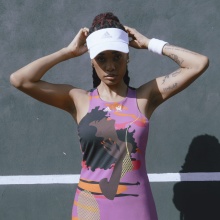 adidas Tenniskleid Y-Dress New York 2022 (schmal, integrierte Tight und Sport-BH) violett Damen